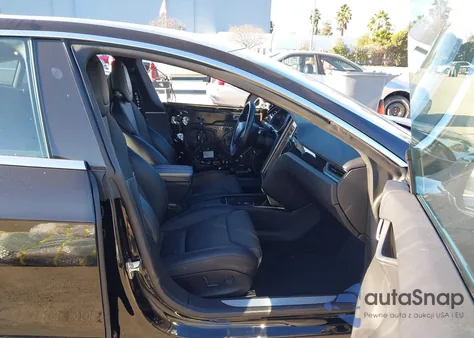 2018 Tesla Model S 100D/75D/P100D из США, поврежденный, VIN 5YJSA1E29JF281563